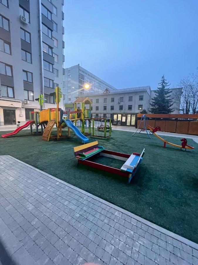 Beautiful Apartment In Kişinev Dış mekan fotoğraf